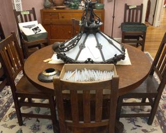 Items Located In The 1st Floor Dining Room