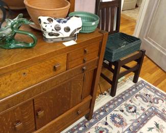 Items Located In The 1st Floor Dining Room