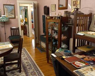 Items Located In The 1st Floor Dining Room