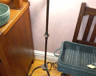 Items Located In The 1st Floor Dining Room