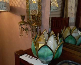 Items Located In The 1st Floor Dining Room