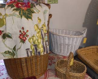 Items Located In The Second Floor 2nd Bedroom
