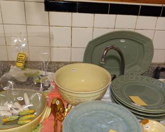 Items Located In The 1st Floor Kitchen