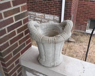 Items Located In The Front Porch During The Sale
