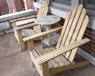 Items Located In The Front Porch During The Sale