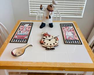 Height challenged chef singing for you.