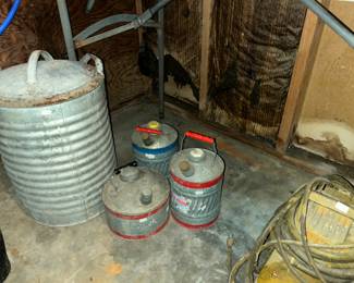WATER CAN & GAS CANS