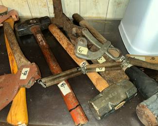 HAND SLEDGES
