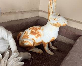 CAST IRON RABBIT