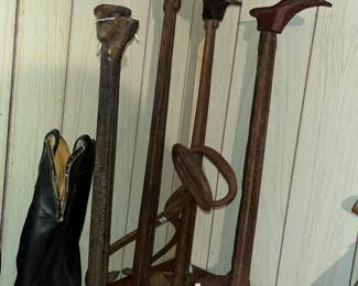 COBBLER'S ANVILS & STANDS