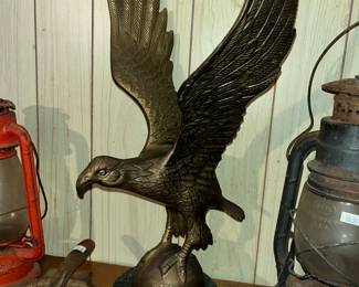 STUNNING BRASS EAGLE