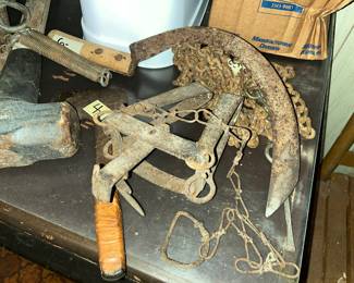 OLD TRAP AND SICKLE