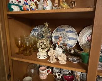 Got the keys on Tuesday! Here are the pics for the initial walk through! We did not open any boxes or totes! This is just what was out waiting for us! More detailed photos added almost daily starting this week! This built in china cabinet is stuffed with great vintage collectibles, glassware, china, and lots of treasures!
