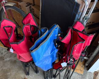 Outdoor chairs and a nice camping cot! GREAT condition! 