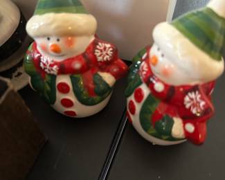 A pair of Made IN Japan snowmen! 