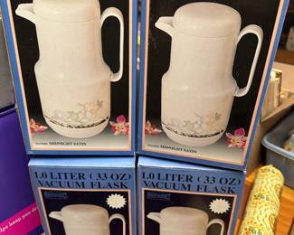 4 NEW OLD STOCK Vacuum Coffee Pots!