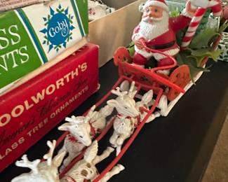 Plastic Santa and Sleigh w/Reindeers!