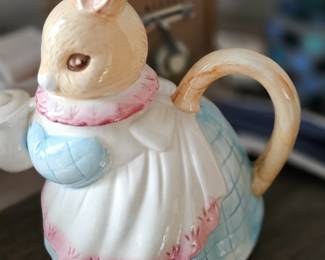 Easter bunny pot
