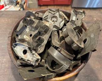 Primitive cookie cutters