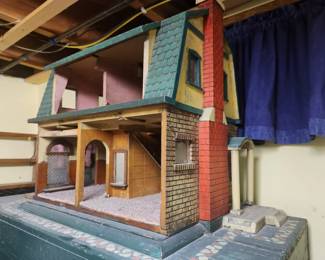 Another Doll house