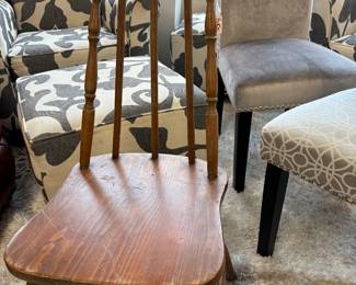 4 nice Early American Chairs approx 100 years old