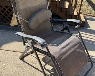 Patio lounge chair