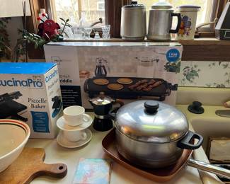 Kitchen miscellaneous......