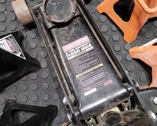Craftsman Floor Jack and Jack Stands