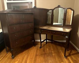 Antique Bedroom Set