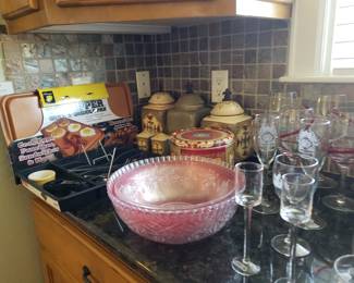 KITCHENWARE