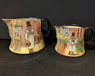 Royal Doulton 'Gaffers' lot #6 : Argus jugs pair
