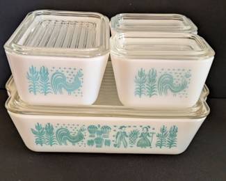 Pyrex Refrigerator dishes