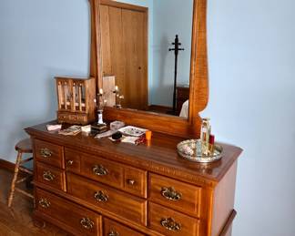 8 Drawer Long Dresser with Mirror; Perfumes; Small Stool; Scale; Jewelry Box; Antique Hat Pin Holder with Hat Pins