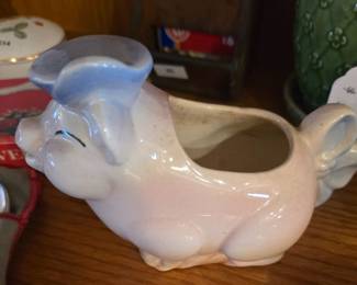 Cute Vintage Shawnee Pig Creamer