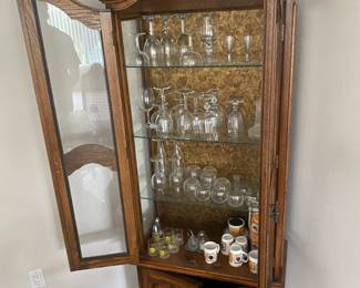 Hutch, glassware