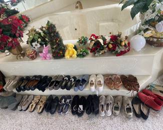 holiday decor, womens shoes