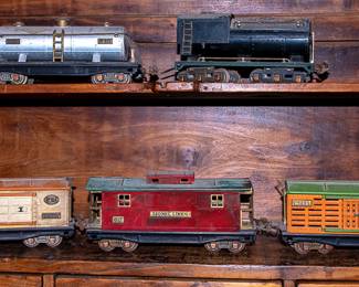 LIONEL TRAINS - TRACKS - ACCESSORIES