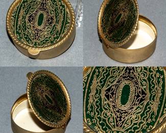 Filigree TOP Pill Box