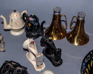 SALT AND PEPPER SHAKER COLLECTION