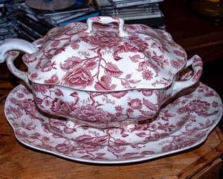 Large Johnson Bros Tureen
