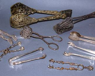 ANTIQUE / VINTAGE SILVER PLATE TONGS