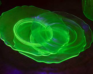 ANTIQUE URANIUM GLASS
