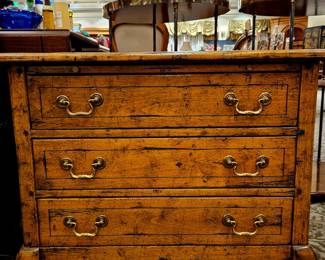 Guy Chaddock small dresser, tres chic!