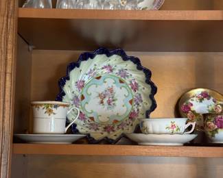 ANTIQUE PROCELAIN 