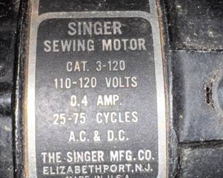 #SINGER #SEWING #221 #featherweight
