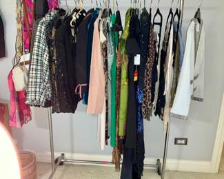 Women's Clothing, Sizes M, Sizes 8-10. Women's designer clothes, Michael Kors, White House Black Market, many others