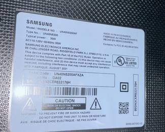 Samsung TV, 40", UN40n5200afxza