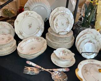 Haviland China, "Rosalinde". Service for 8+. Lots of serving pieces. 91 pics in all