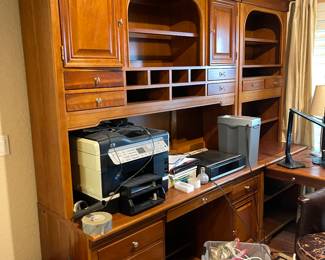 Desk and LOADS of electronics!