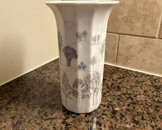 C51- $20. Rosenthal  Studio-linie. Made in Germany Vase